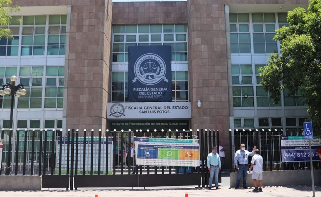 Exagente de Fiscalía de SLP acusa separación de su cargo de manera irregular