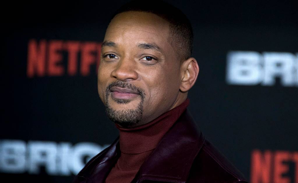 Will Smith celebra sus 50 años saltando en bungee