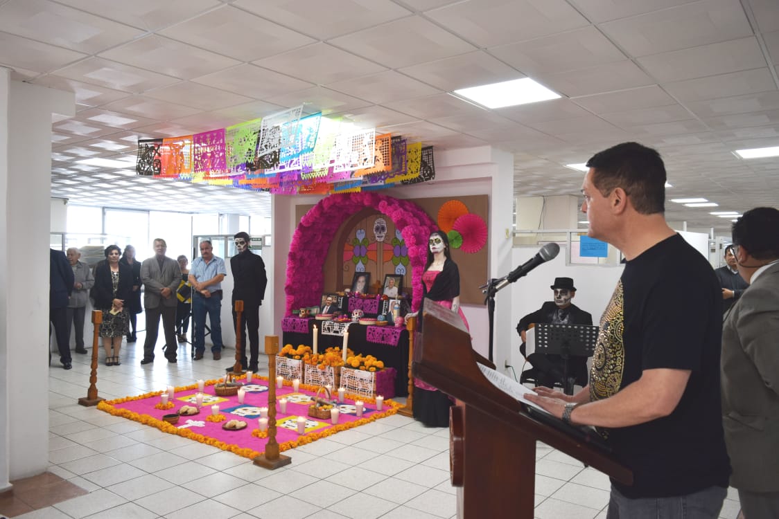 Realiza SEER demostración de altares de Día de Muertos