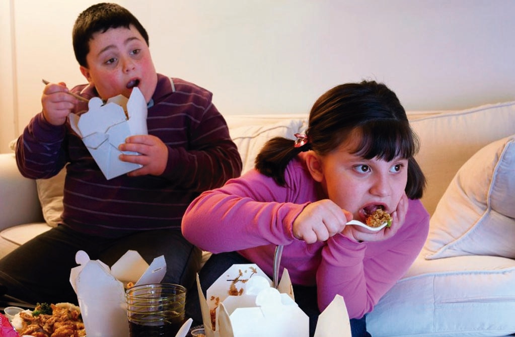 Vida sedentaria, fomenta obesidad infantil: IMSS