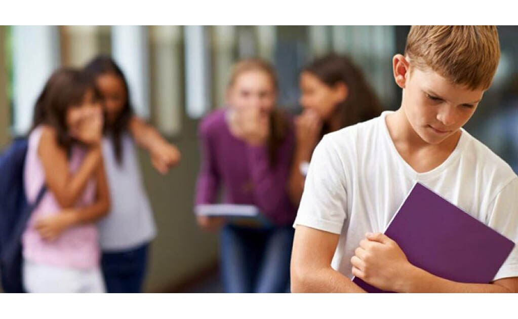 Llama IMSS a estar al pendiente de jóvenes que experimentan el acoso escolar