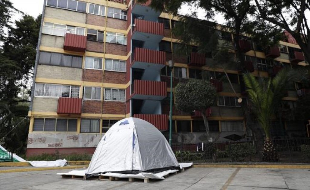 Mancera dio prioridad a carrera política sobre reconstrucción: vecinos del Multifamiliar Tlalpan