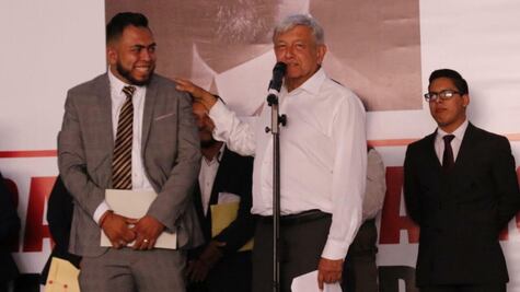 Solo Gabino Morales y JMCL invitados a la ceremonia oficial de Toma de Protesta Presidencial