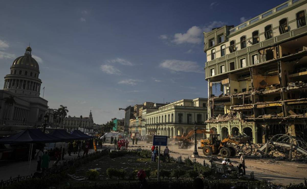 Van 25 muertos por explosión en hotel Saratoga de Cuba, entre ellos una española. Foto: AP