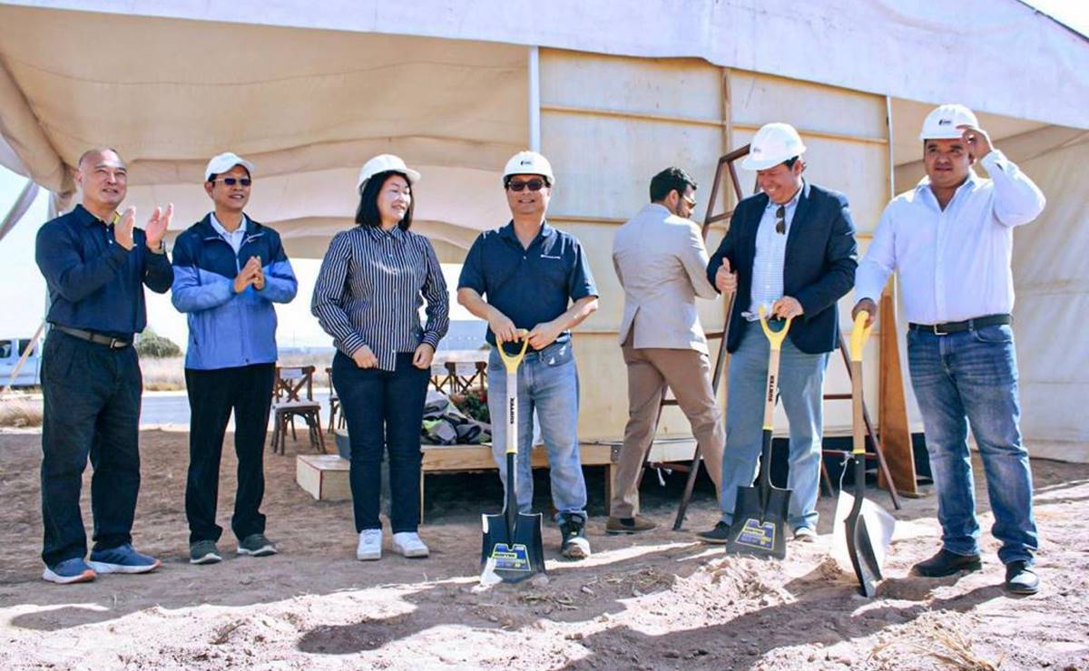 Colocan la primera piedra de empresa taiwanesa en Villa de Reyes, SLP