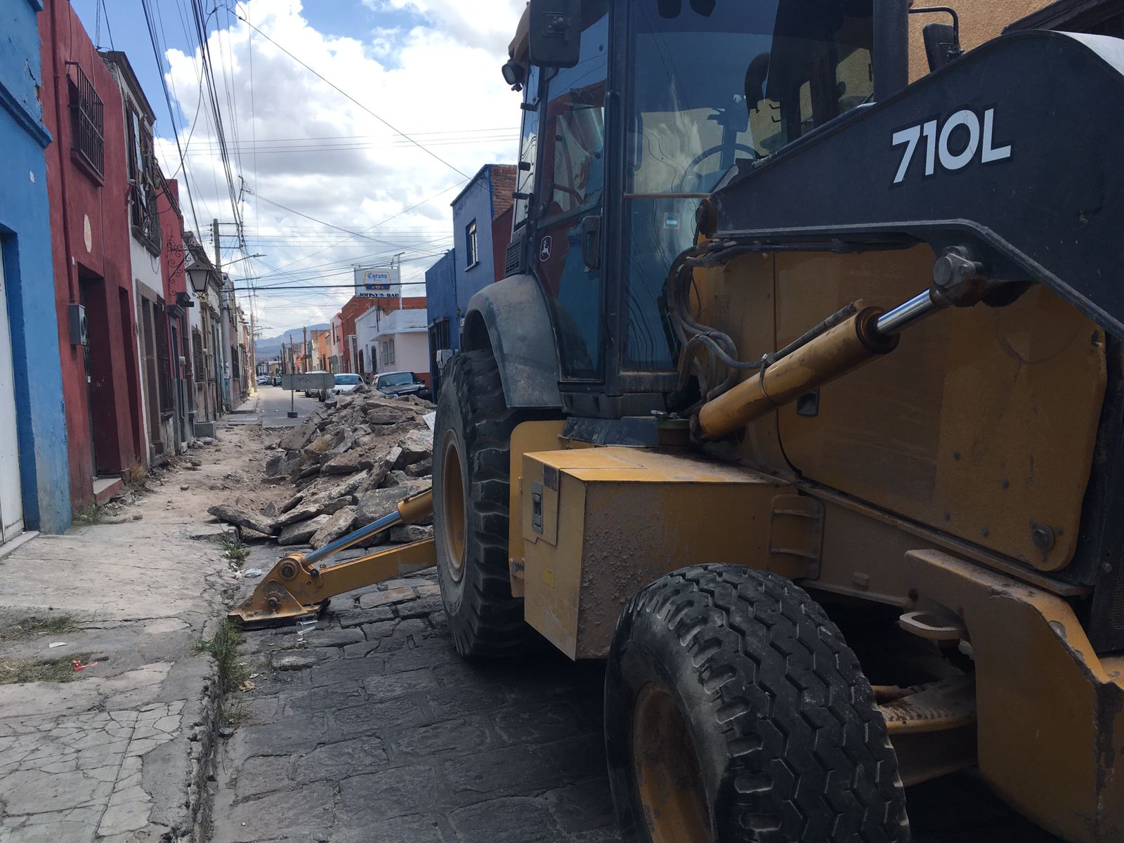Exigen vecinos a la Seduvop presente proyecto de rehabilitación del Barrio San Miguelito