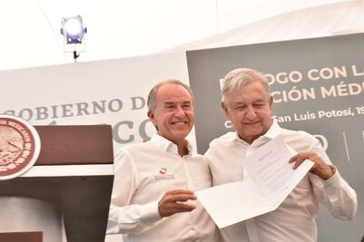 Carreras y López Obrador visitan zona media de SLP