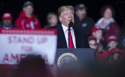 Trump advierte que hay más soldados en camino a la frontera para defenderla