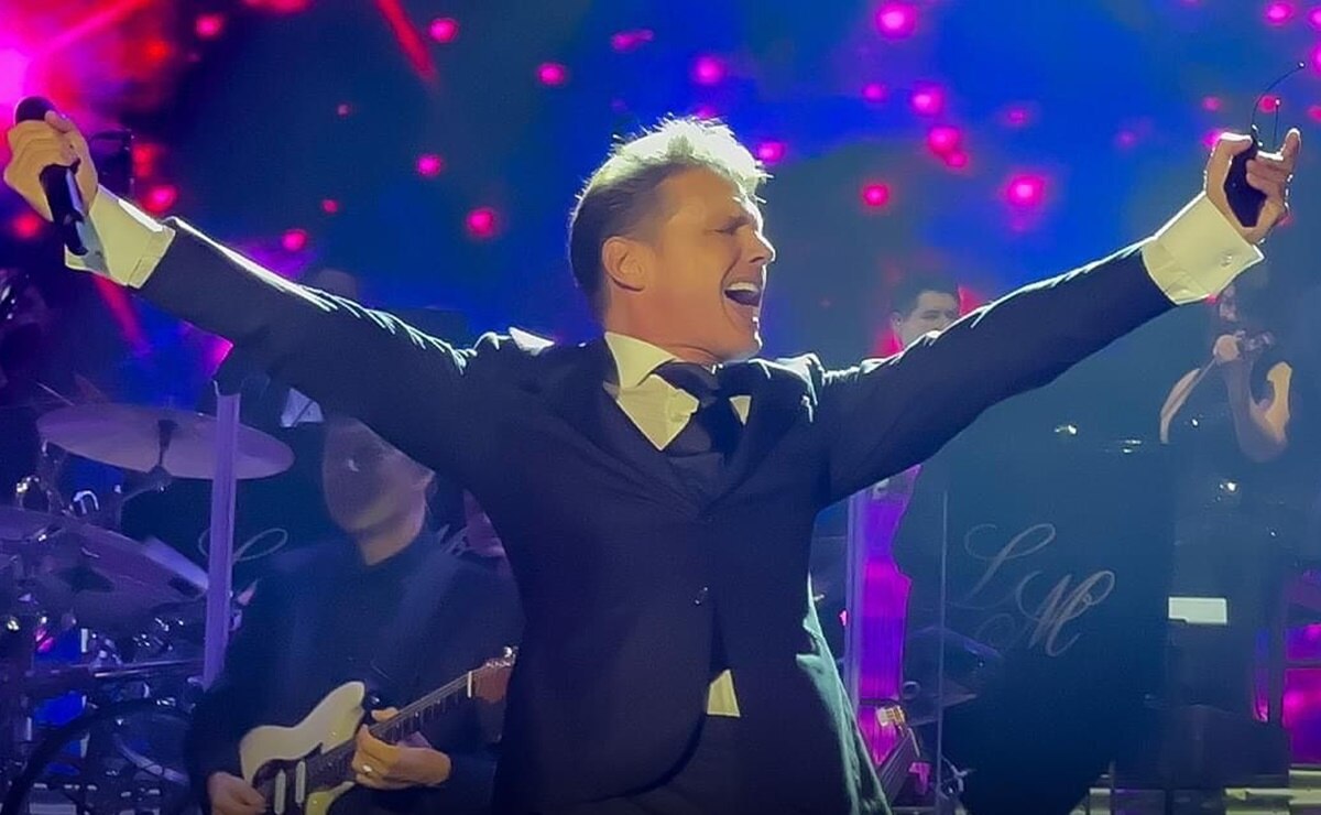 Después de la tormenta salió "El Sol"; así fue la presentación de Luis Miguel en SLP