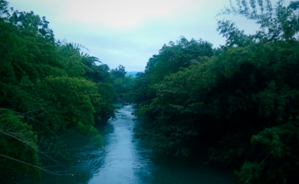 Lluvias en la Huasteca provocan aumento de niveles en ríos, deslaves y cierres de parajes 