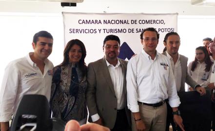 CANACO se reúne con Xavier Nava