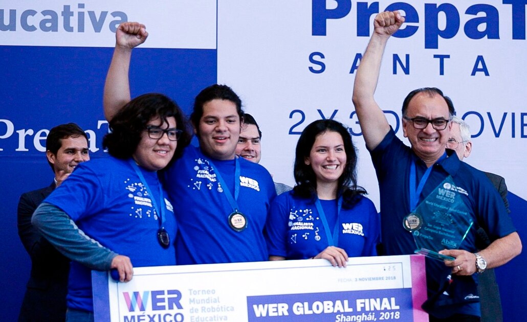 Alumnos de SLP representarán a México en mundial de robótica