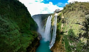 La roca de la viejita y la cueva de la  bruja escondidas en una cascada de la Huasteca Potosina