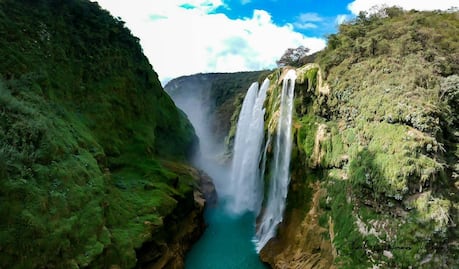 La roca de la viejita y la cueva de la bruja escondidas en la ruta a una cascada de la Huasteca potosina