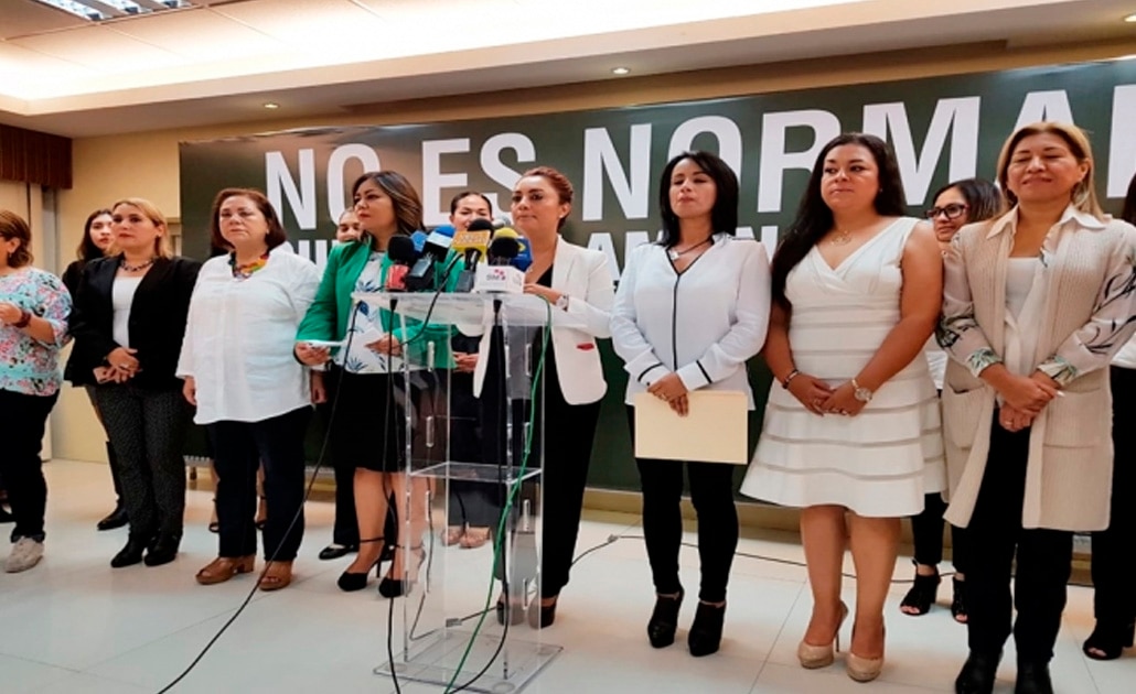 Michoacanas exigen destitución de Mireles por referirse a mujeres como “pirujas”