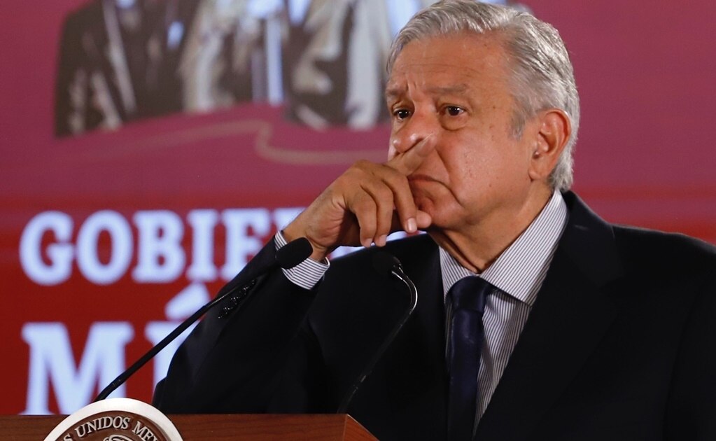 La 4T planea reducción de plazas de confianza