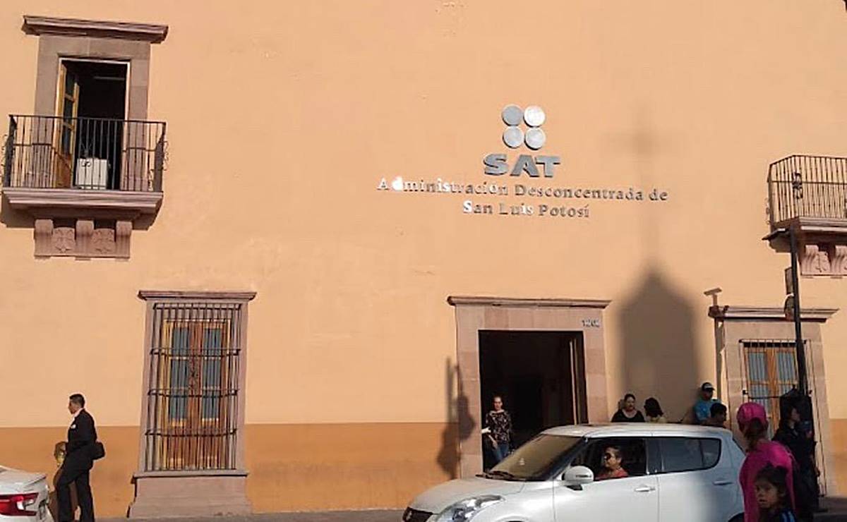 Qué trámites deben estar actualizados ante el SAT este 2023