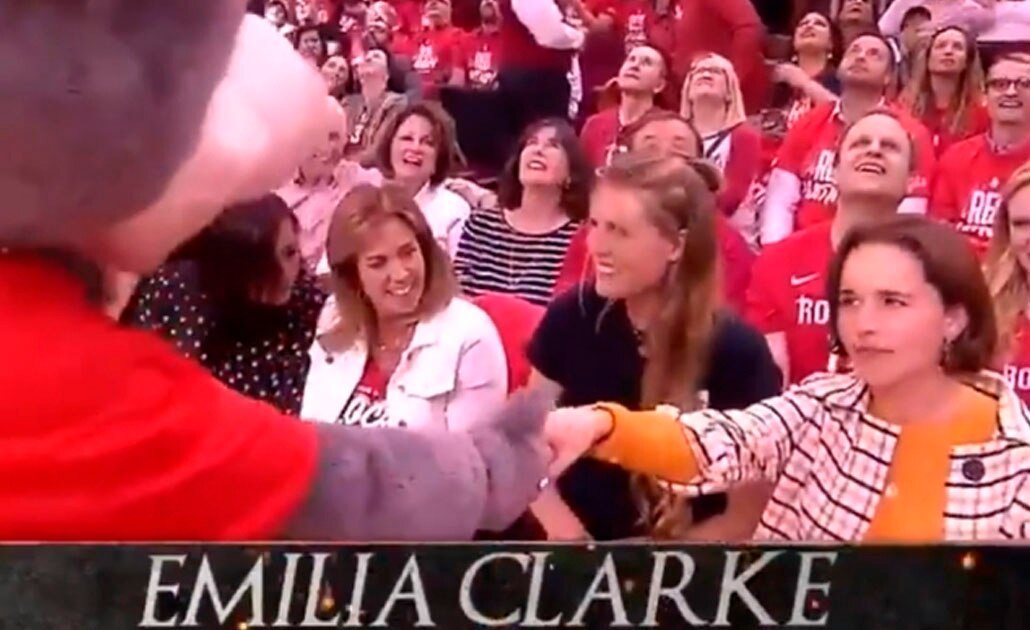 Emilia Clarke, protagonista de la popular serie. Foto: Twitter