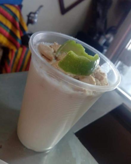 Abigail busca preservar el consumo del pulque, a través de la nieve, paletas y pan