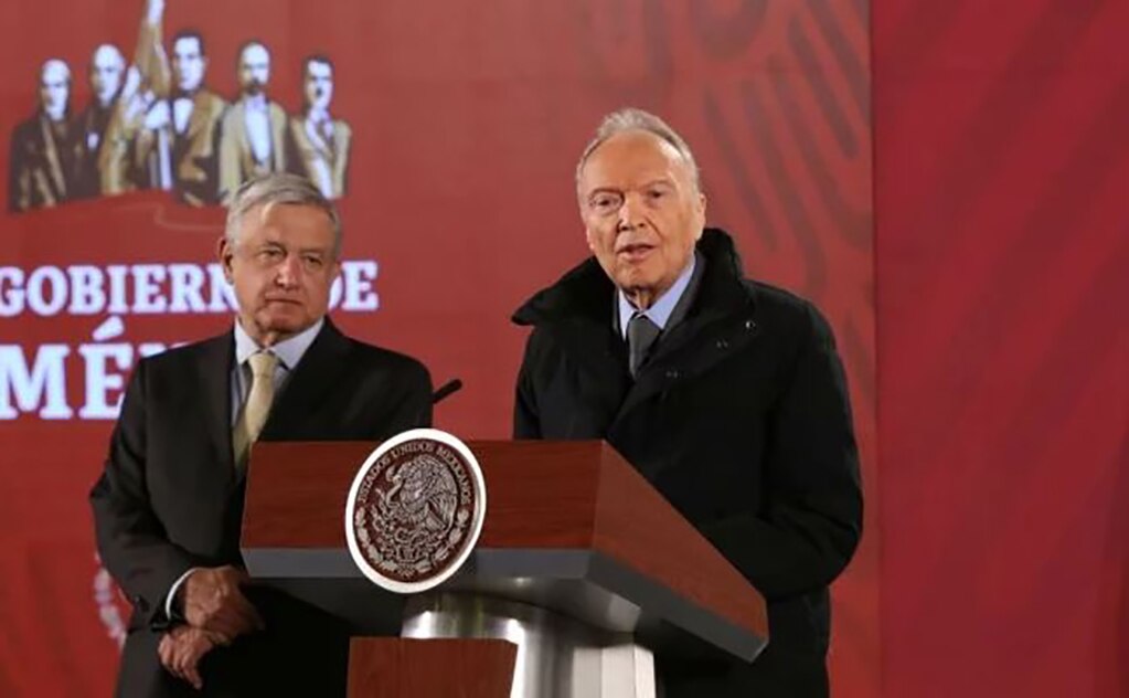 Rechaza Gertz Manero tener intenciones de renunciar a FGR