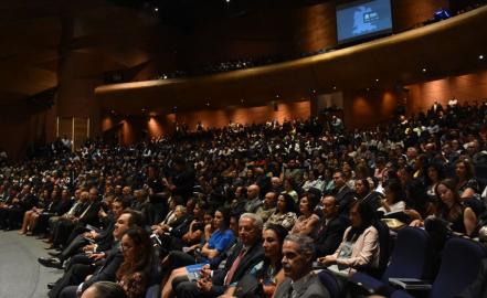 Presenta rector de la UASLP informe de actividades