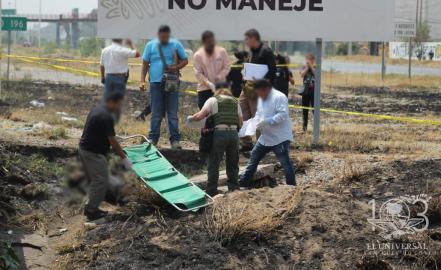 Encuentran cadáver en canalón