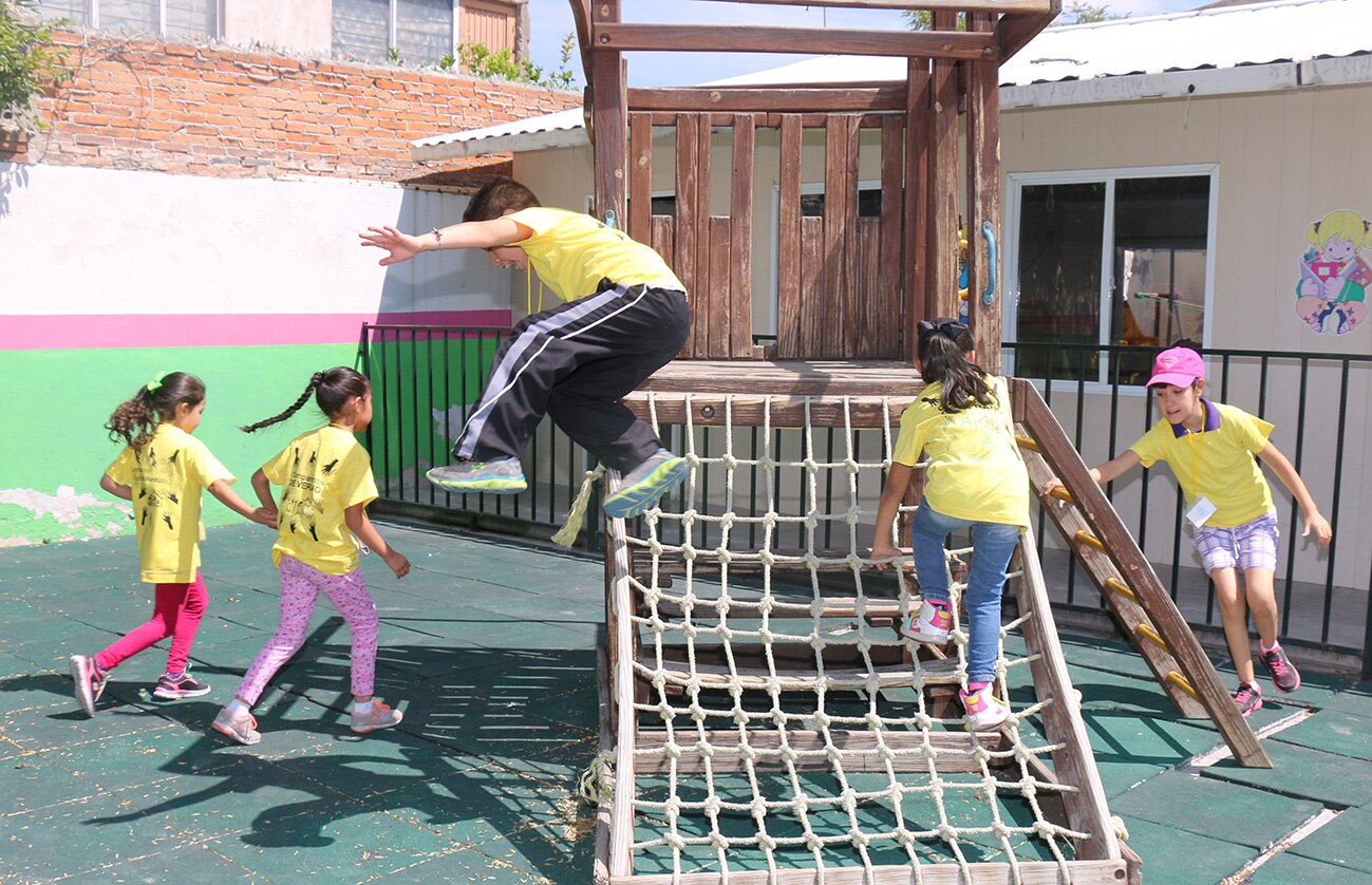 Ayuntamiento impulsa actividad física en jóvenes de La Pila 