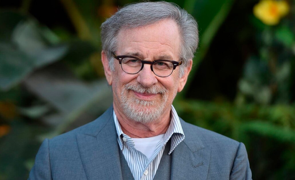 Steven Spielberg ficha a Andréa Burns para su "West Side Story"