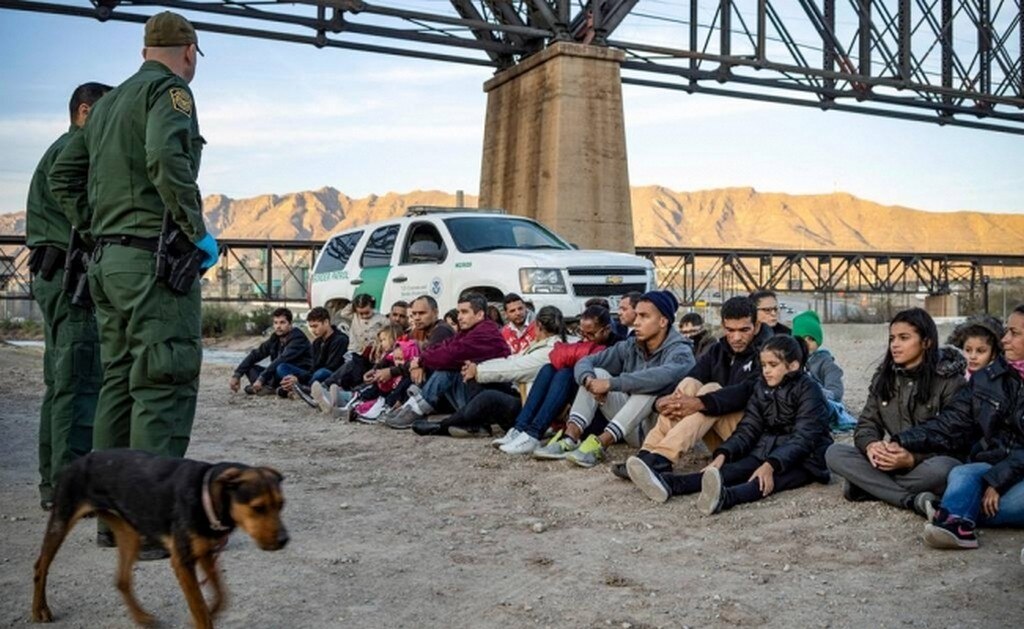 Trump prevé destinar más militares en la frontera con México por migrantes