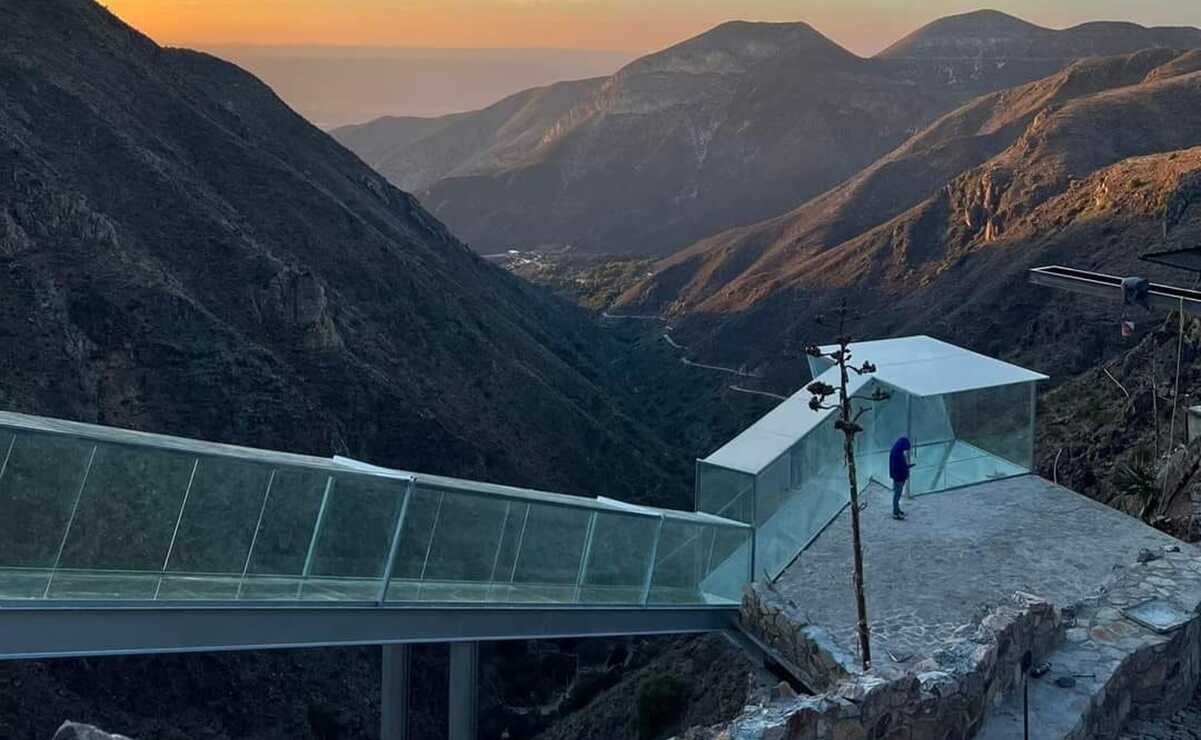 Real de Catorce alista nuevo atractivo turístico: ¡un tobogán de cristal en el desierto! Foto: Especial