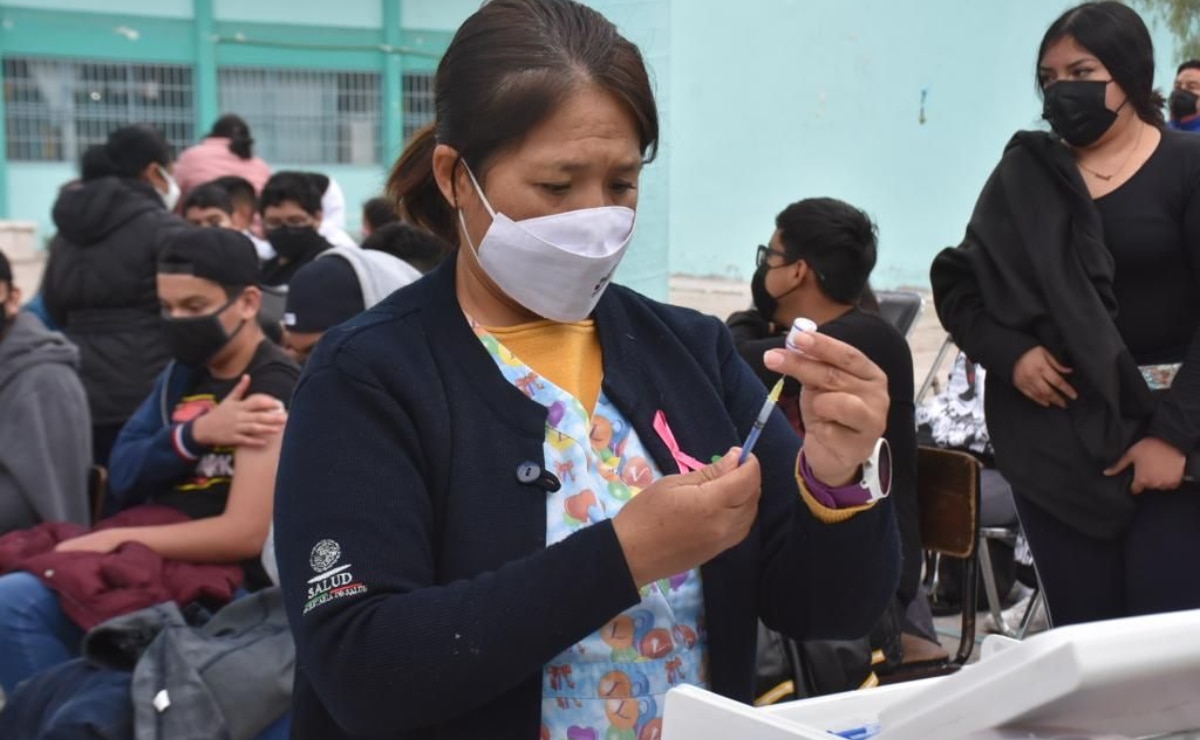 Anuncian nueva jornada de vacunación contra Covid-19 para maestros de SLP