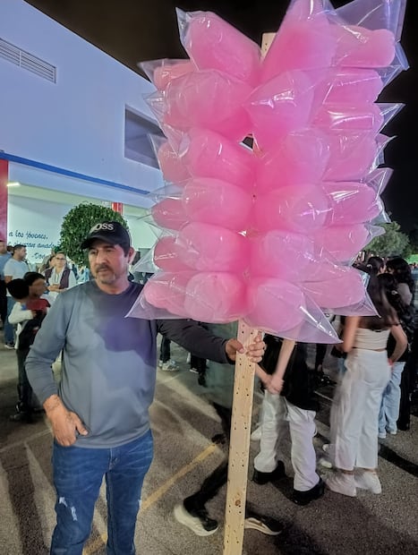 En distintos puntos de SLP se realizan kermés y ferias con motivo de las fiestas patrias