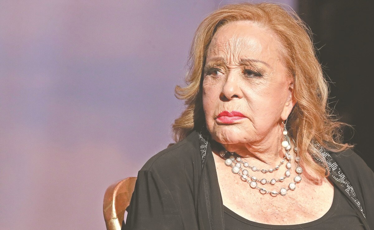 Silvia Pinal va al hospital por problemas de la presión, le hacen la prueba Covid y sale positiva