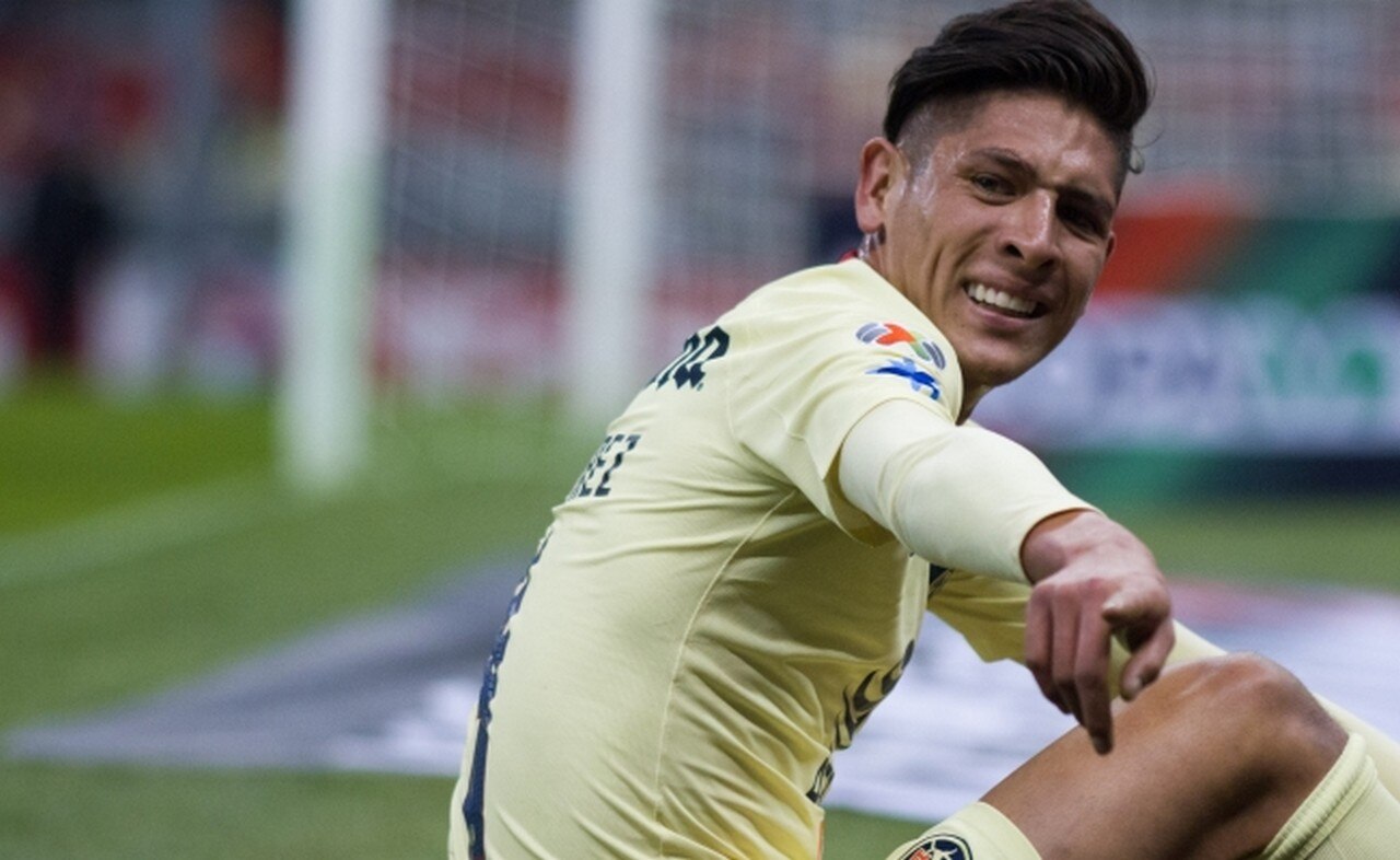  Edson Álvarez está en la mira del PSV