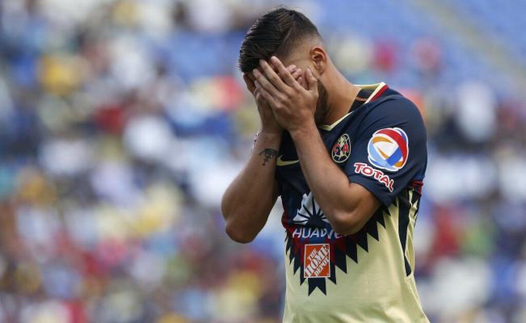 Jugadores del América chocan en Periférico