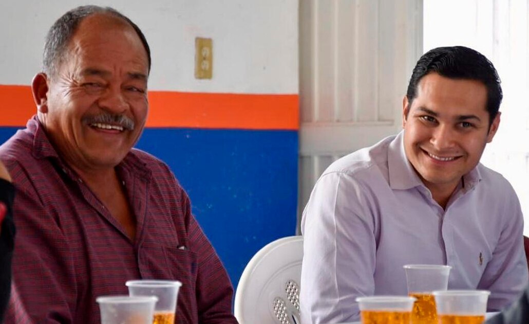 Se autoproclama Salvador Hernández candidato de la militancia en Acción Nacional