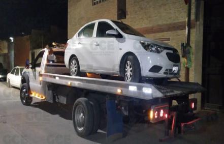 En aparente estado de ebriedad, trabajador de gobierno choca contra patrulla de Guardia Civil de SLP