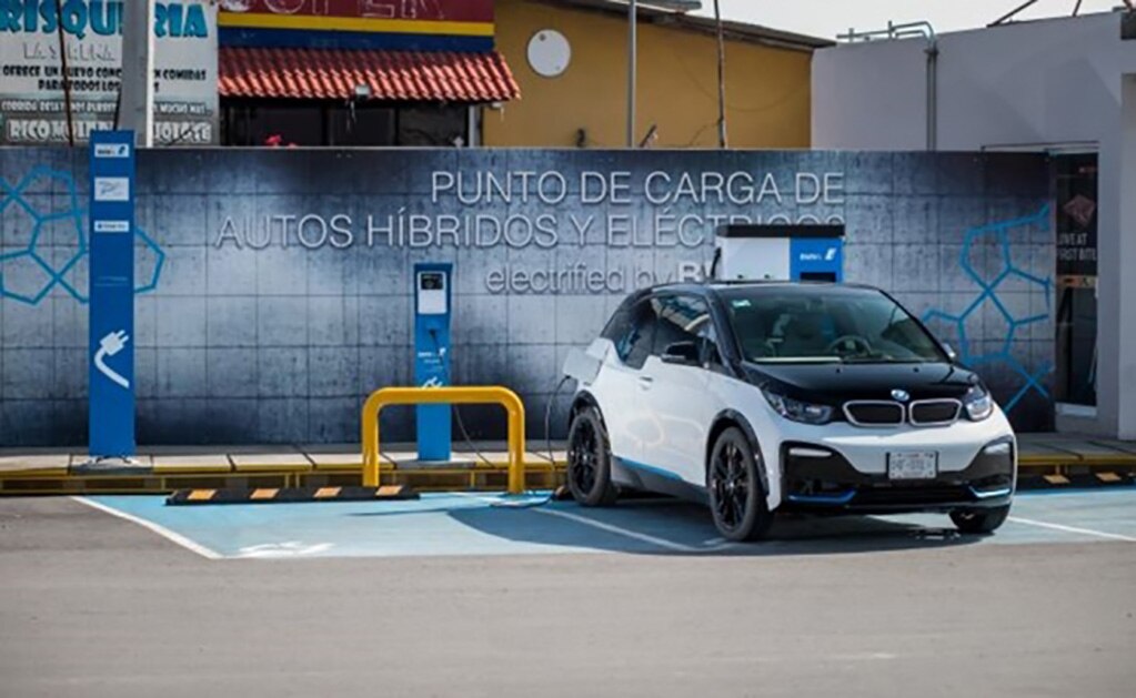 Inaugura BMW corredor eléctrico CDMX-San Luis Potosí