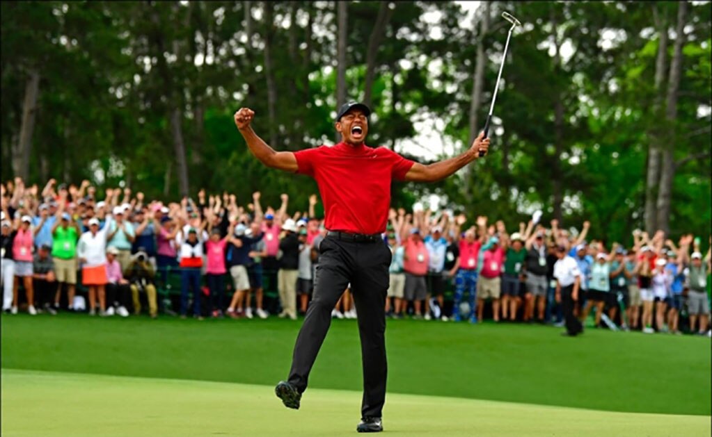 Tiger Woods después de meter la última bola | @TheMasters