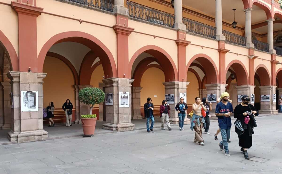 Alumnos de la UASLP exigen seguridad y acceso a programas de internet y transporte gratuitos
