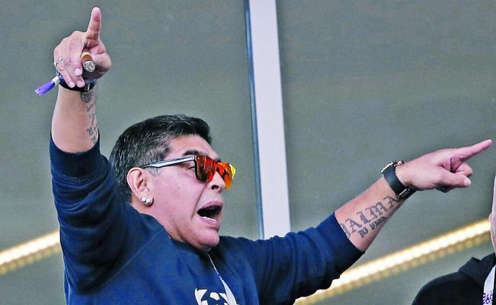 Maradona "peleará" contra el "Canelo" Álvarez