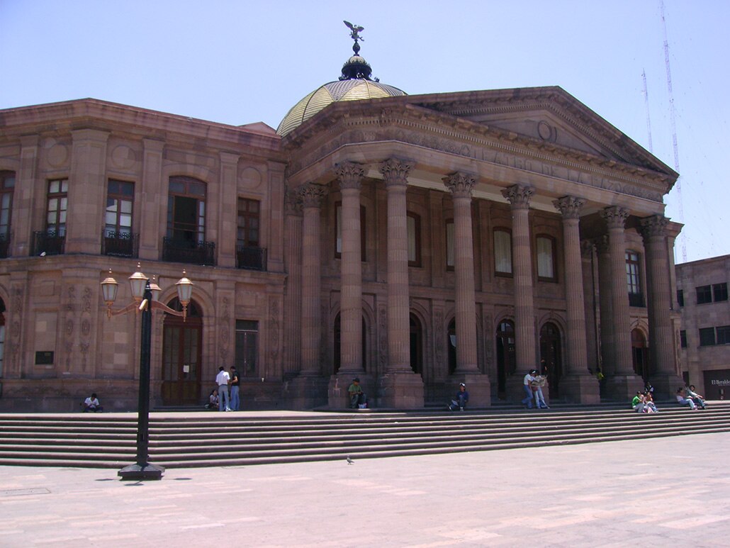 Reconocen falta de recursos para mantener edificios históricos