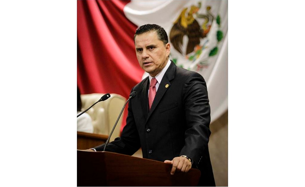 Juez prohíbe a PGR pedir orden de aprehensión para ex gobernador de Nayarit