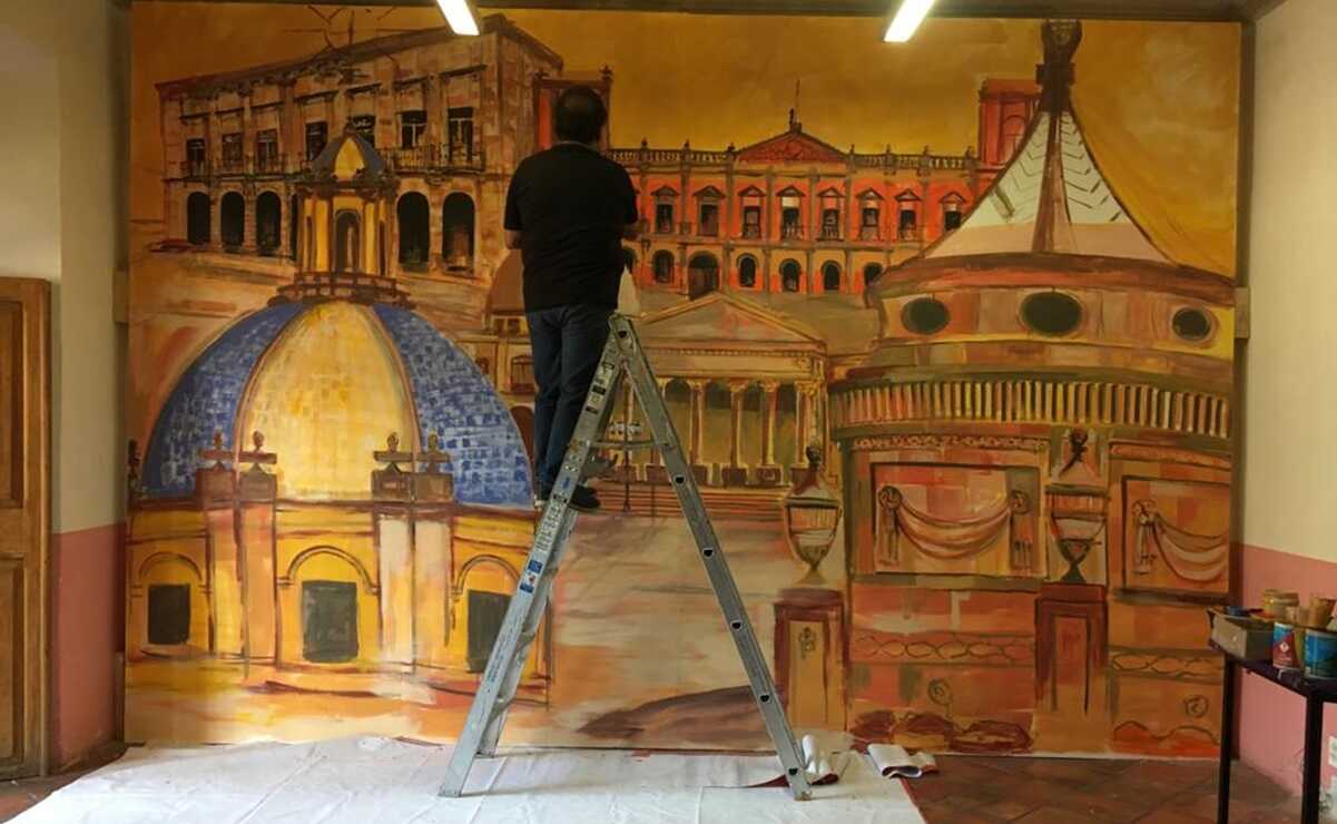 Con mural en el palacio municipal de SLP, el artista Miguel Meléndez rinde homenaje a edificios del Centro Histórico