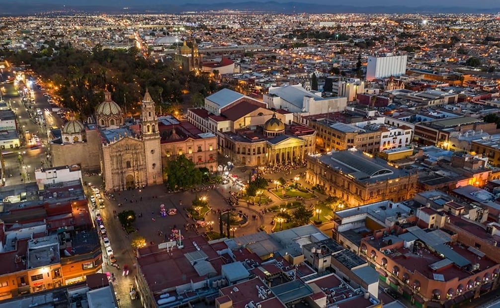 Recorre los principales monumentos históricos de la capital potosina a través del tranvía turistico de SLP. Foto: tranviasanluisrey.com