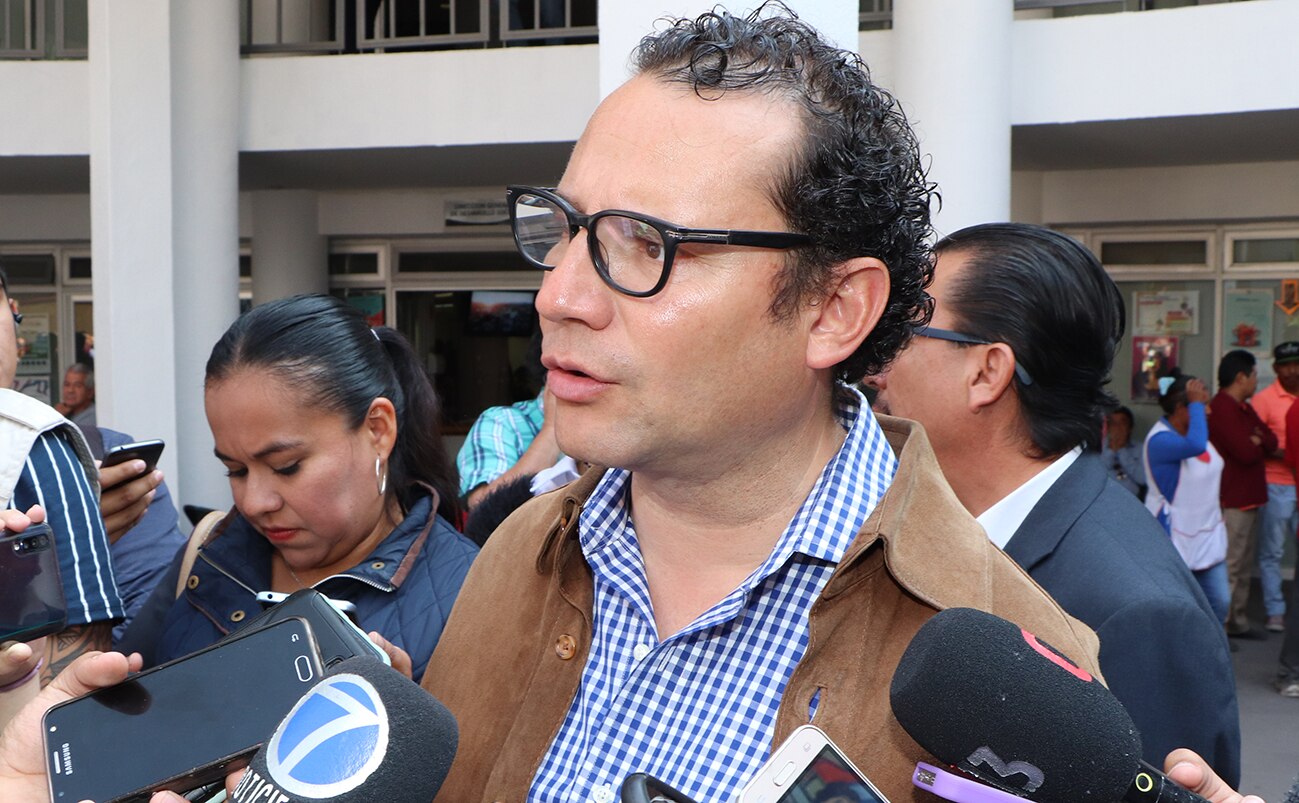 Ayuntamiento capitalino analiza denunciar pinta de color verde de terrenos baldíos recuperados