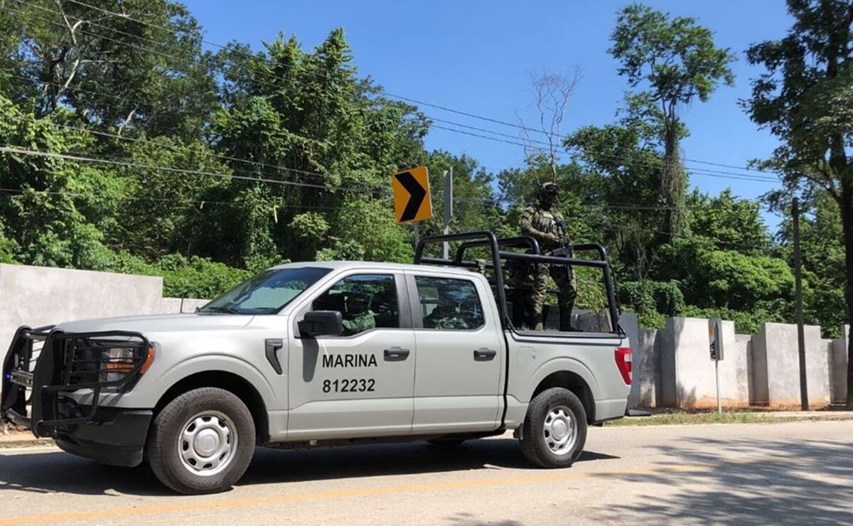 Elementos de seguridad en la cumbre migratoria de AMLO