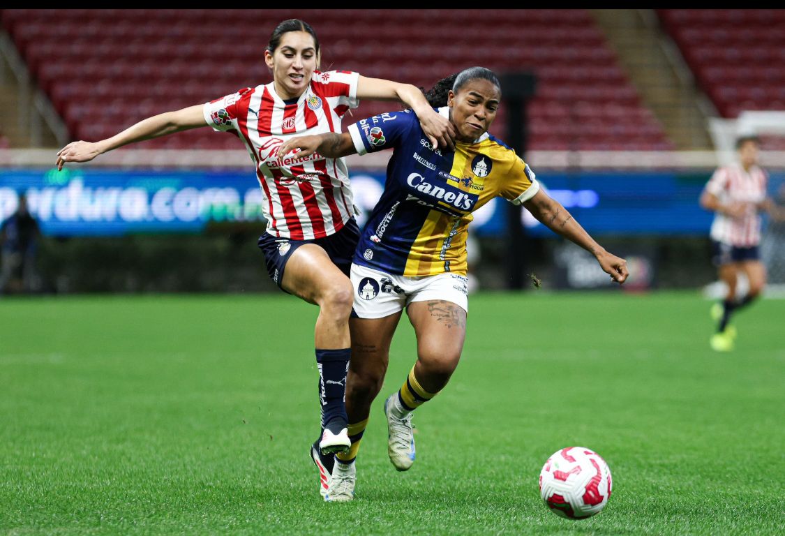Atlético de San Luis femenil cae ante las Chivas. Foto: Especial