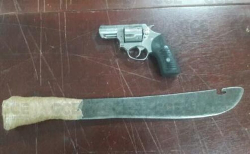 ¡Lo agarran con las manos en la tarja! Cae ladrón con accesorio de cocina que hurtó en un salón de SLP