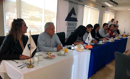 Evalúa CANACO contratación de migrantes